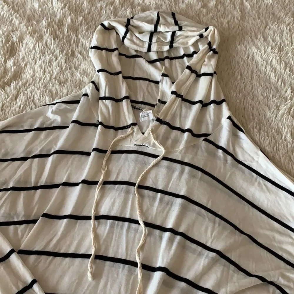 Hoodie Tee - Picture 8 of 16